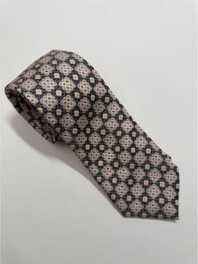 Alexander Julian Colours Tie With Black And Peach Patttern